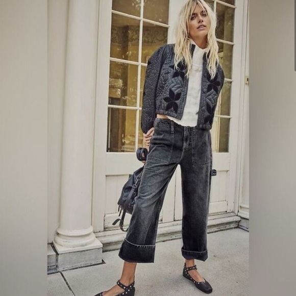 Free People | We The Free Major Leagues Mid Rise Wide Leg Black Wash Denim 25/0 - Picture 3 of 15